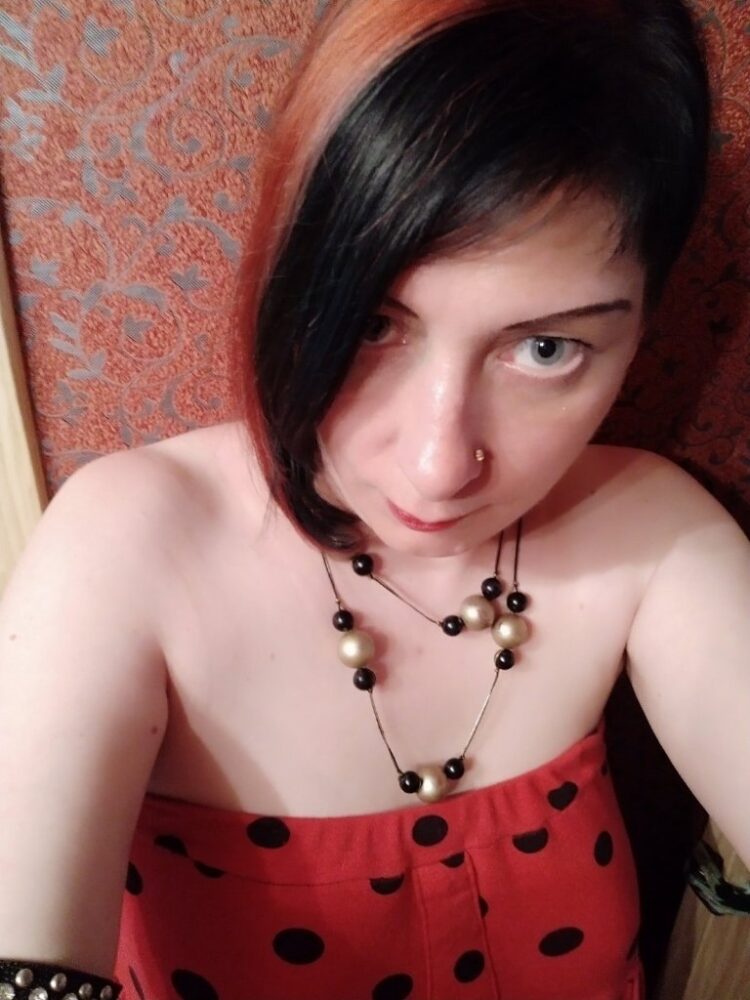 2883186198