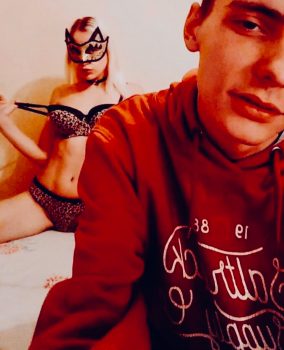 Люблю женские губы 👄 0B7CBE1D-097A-482A-9A21-A208DB83634F4249B294-E466-4DE4-